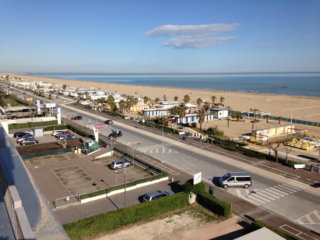 Hotel Derby Rimini Exterior photo